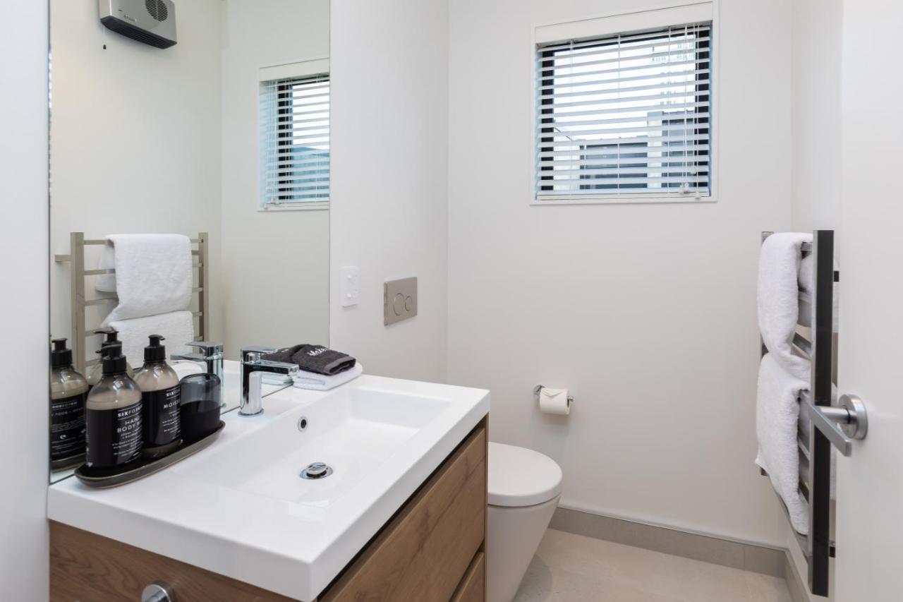 Urban Retreat Luxury City Stay Christchurch Exterior photo